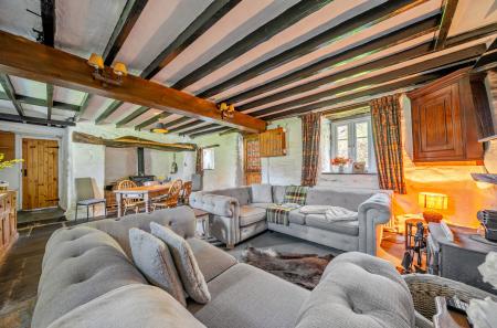 1422766-8-69b9ca7...