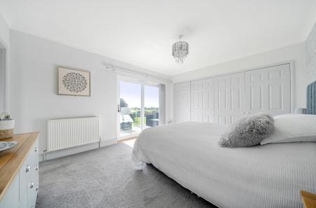 1424307-6-69b9cc1...