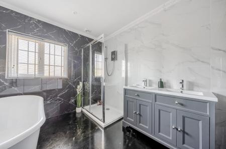 1424307-10-69b9cc...