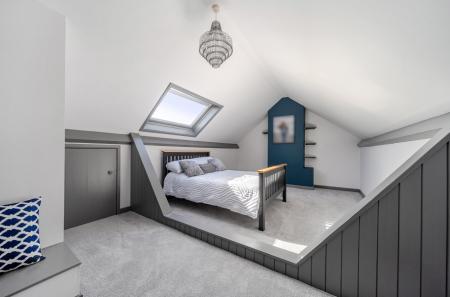 1424307-1-69b9cbe...