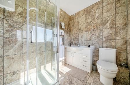 1424307-4-69b9cc0...