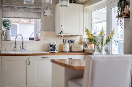 1382101-3-6917168...