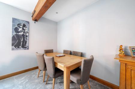 1348133-2-68bffc4...