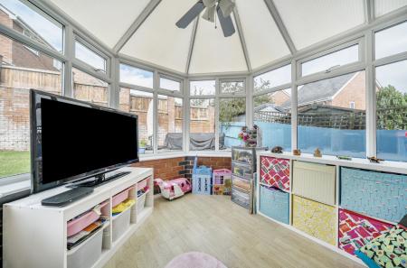 1355210-9-68cad4c...