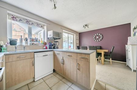 1355210-3-68cad4b...