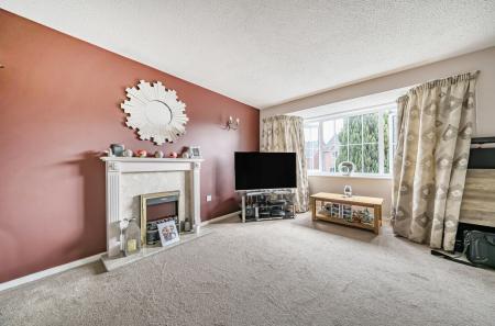 1355210-5-68cad4b...