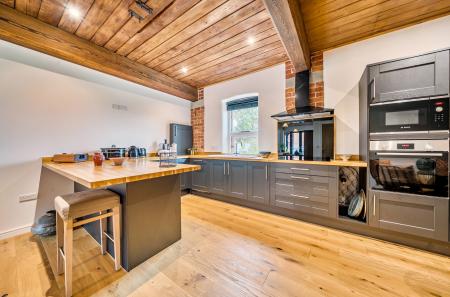 1360696-12-68dd26...