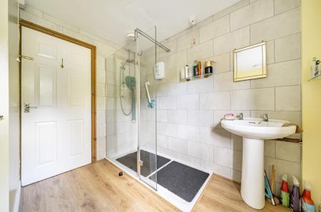 1362612-25-68e67e...