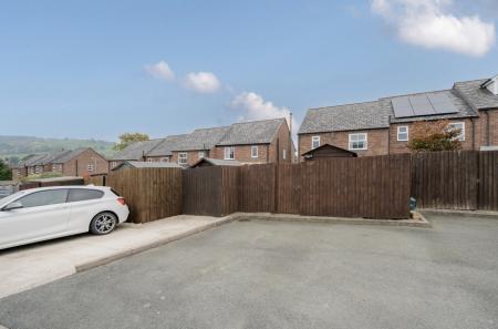 1365609-20-68efcc...