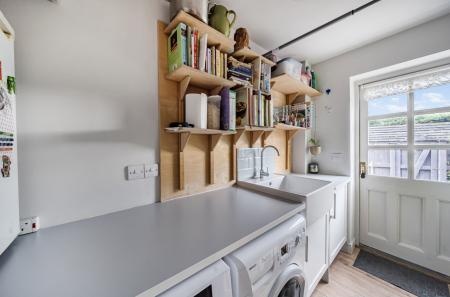 1370683-1-68f8b58...