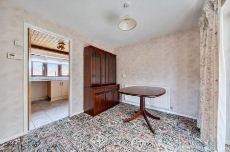 1409367-13-698b52...