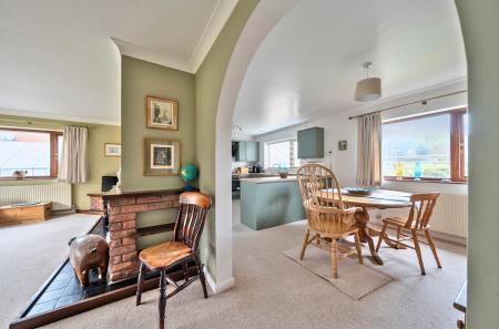 1415963-9-69949ae...