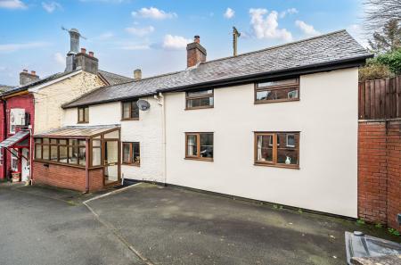 1417266-1-699c7ff...