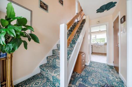 1417262-17-6995a9...