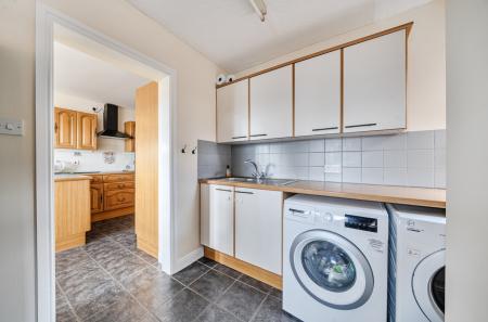 1419720-15-69a592...