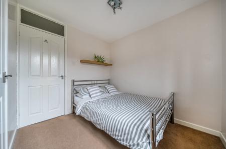 1420095-2-69a1d12...