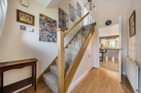 1420095-16-69a1d1...