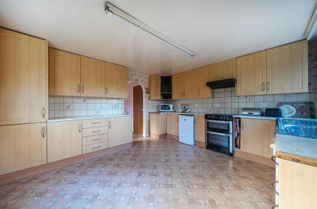 1421586-11-69a86b...