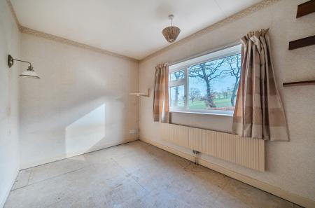 1421586-3-69a8688...