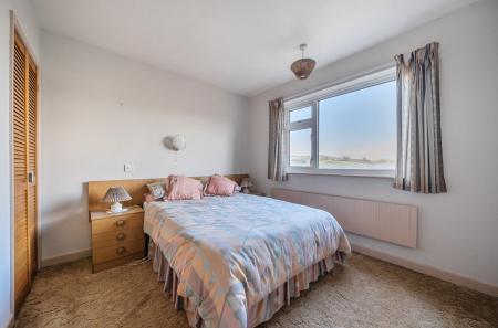 1421586-4-69a868c...