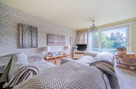 1425868-11-69b83c...