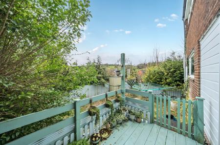 1425868-5-69b83ce...