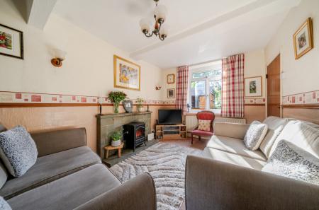 1359874-6-68d5790...