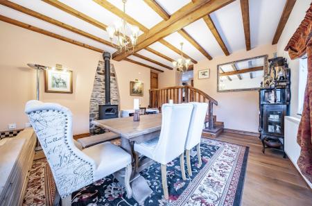 1361052-10-68e7e9...