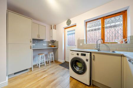 1386524-12-6931a5...