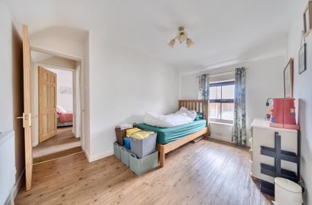 1409755-8-698f513...