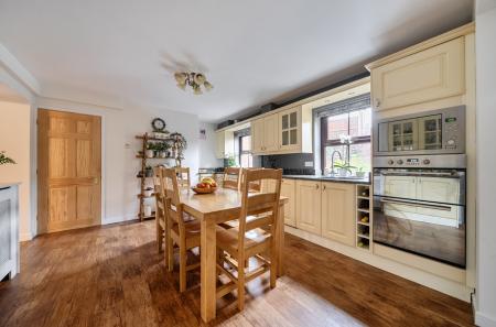 1409755-17-698f54...