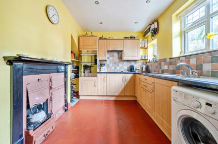 1423395-8-69aef5d...