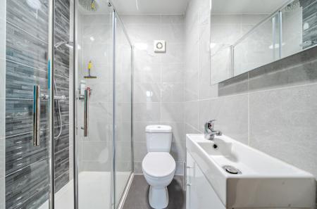 1423395-11-69aef5...