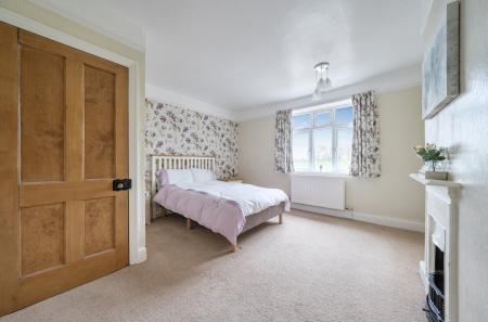 1423927-13-69b016...