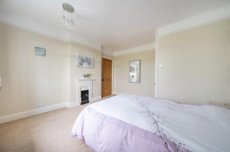 1423927-10-69b015...