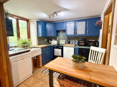 Annexe Kitchen
