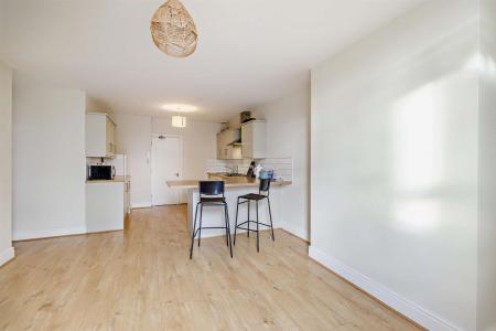 8683253-interior03-800.jpg