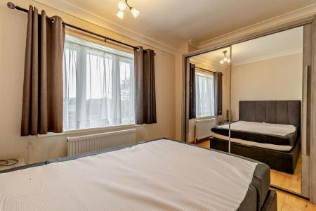8692223-interior10-800.jpg