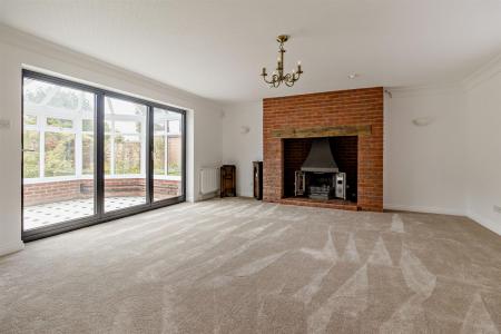 8692665-interior16-800.jpg