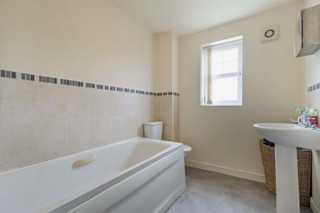 8693401-interior05-800.jpg