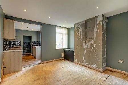 8694884-interior04-800.jpg