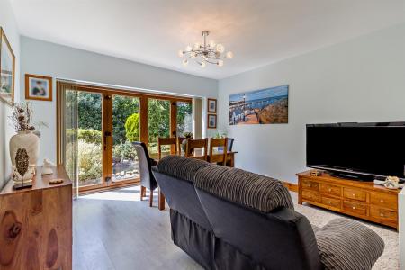8694321-interior25-800.jpg
