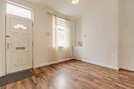8696747-interior04-800.jpg