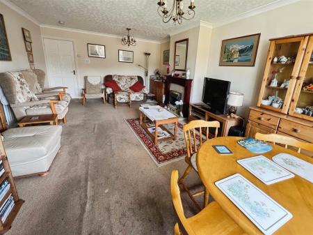 Living & Dining Room