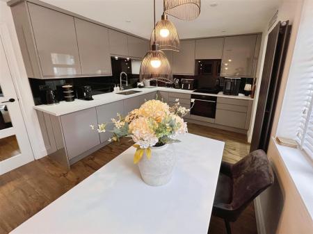 Dining Kitchen
