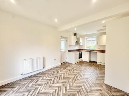 Dining/Kitchen