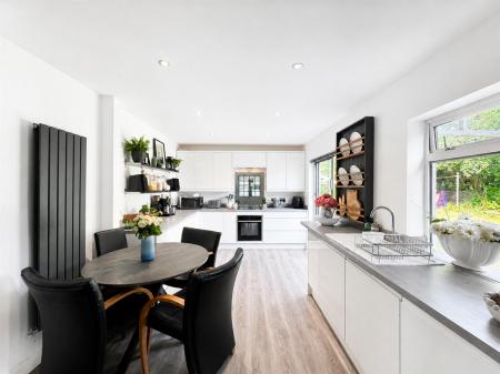 Dining Kitchen