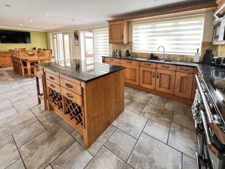Dining Kitchen