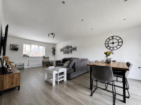 Living & Dining Area