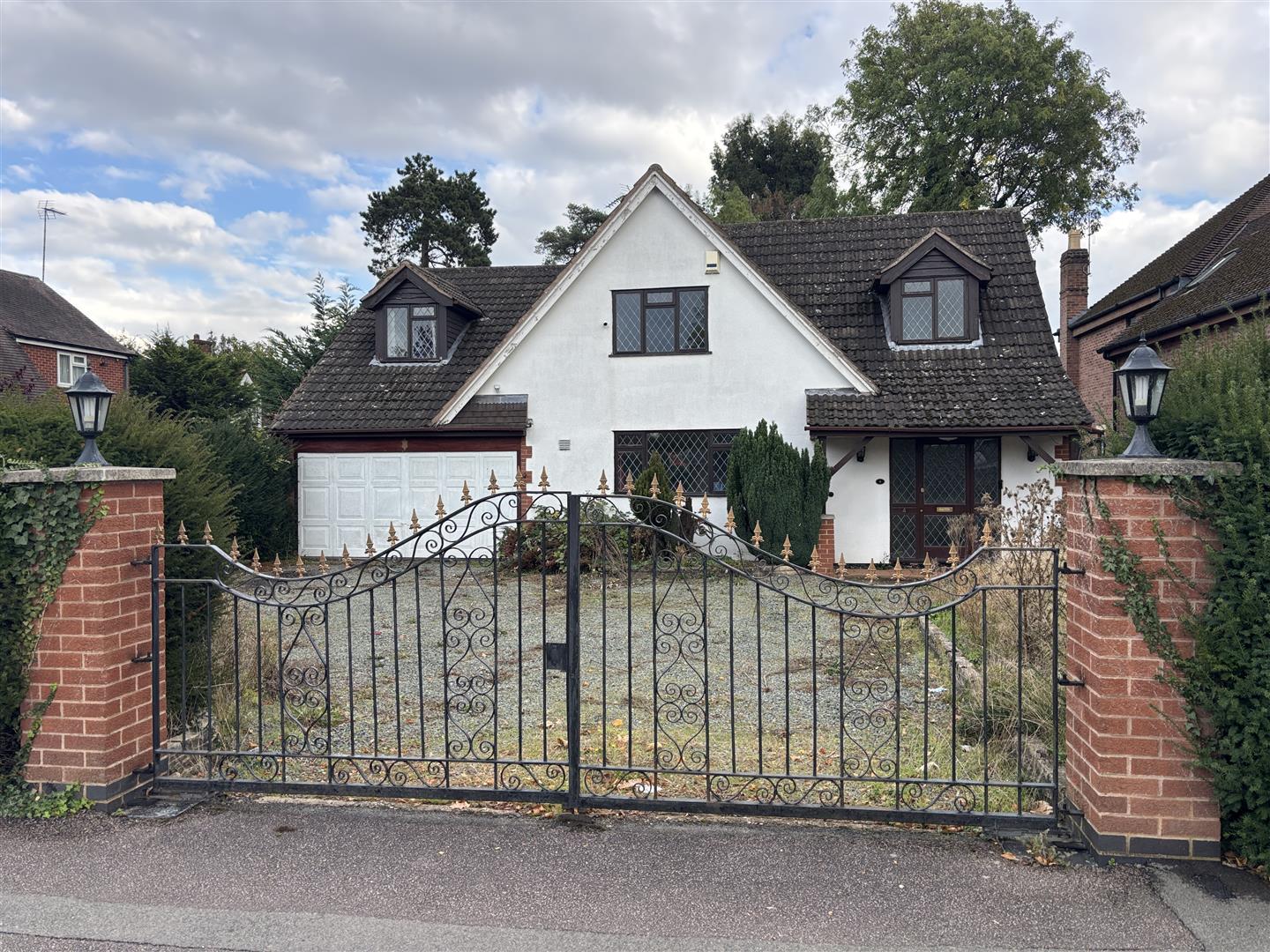 Frith Hall 3 bedroom Detached House for sale in Leicester
